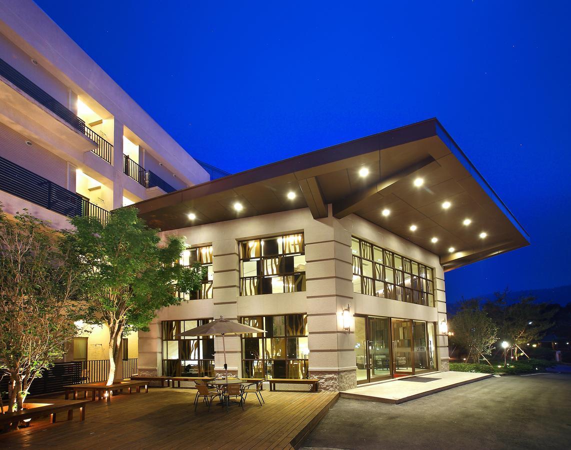The Deer Resort Yuchi Ngoại thất bức ảnh