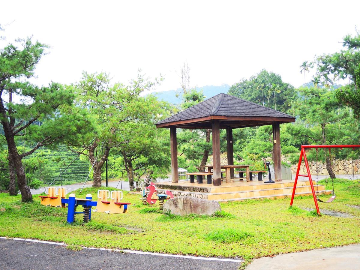 The Deer Resort Yuchi Ngoại thất bức ảnh